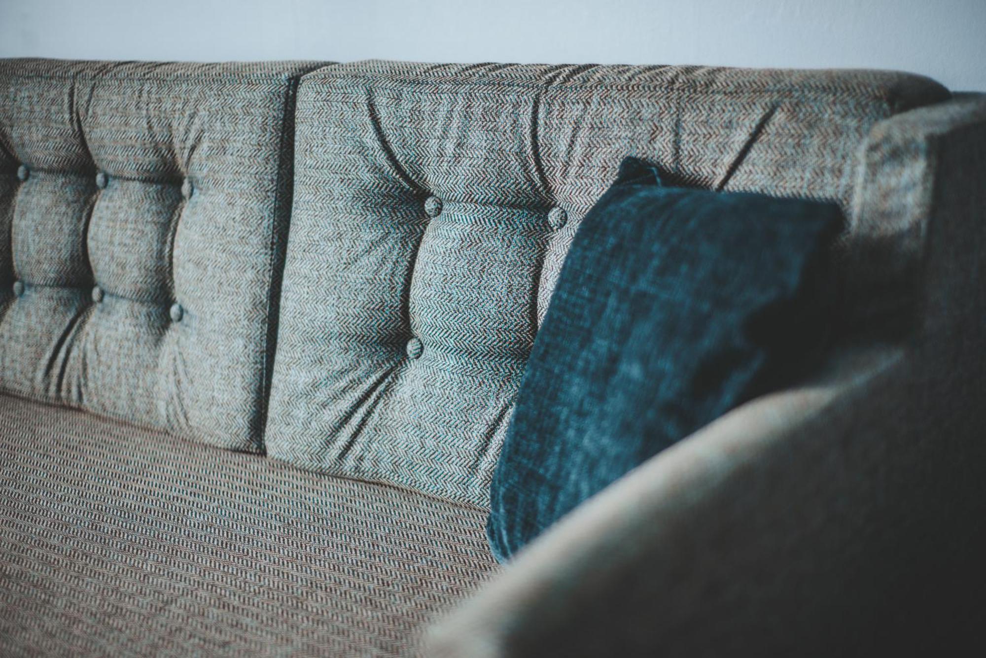 Oban Youth Hostel エクステリア 写真 A sofa